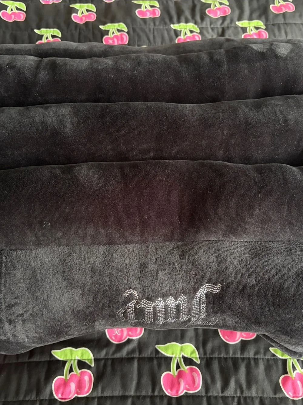 NWT Juicy Couture Black Crown Velour Pet Bed